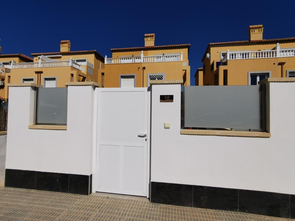 Villa La Zenia Boulevard 36 بلايا فلامنكا المظهر الخارجي الصورة