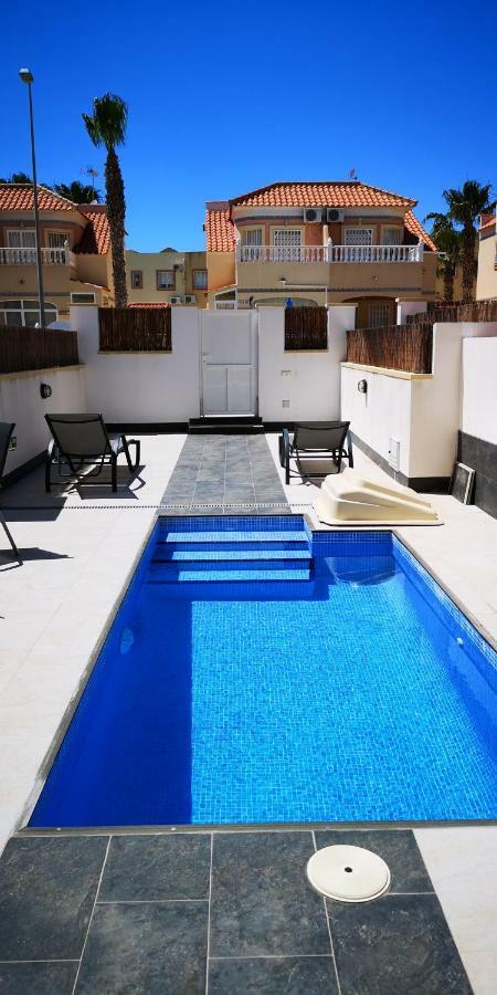 Villa La Zenia Boulevard 36 بلايا فلامنكا المظهر الخارجي الصورة